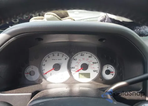 2003 Ford Escape Xlt z USA, uszkodzony, nr VIN 1FMCU93153KA02888